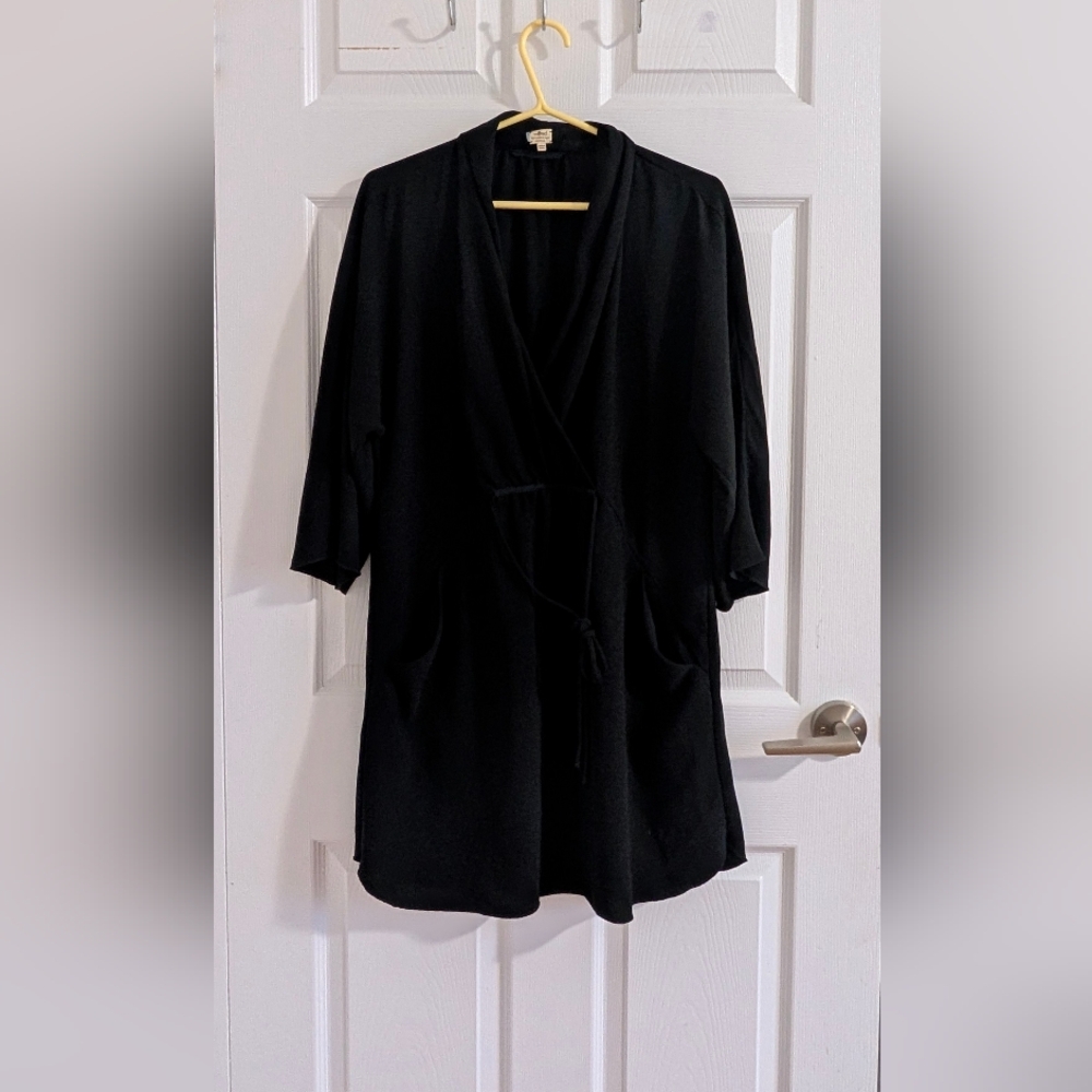 Aritzia Wilfred Elegant Faux-Wrap Black Draped Neckline Dress Minimalist - M